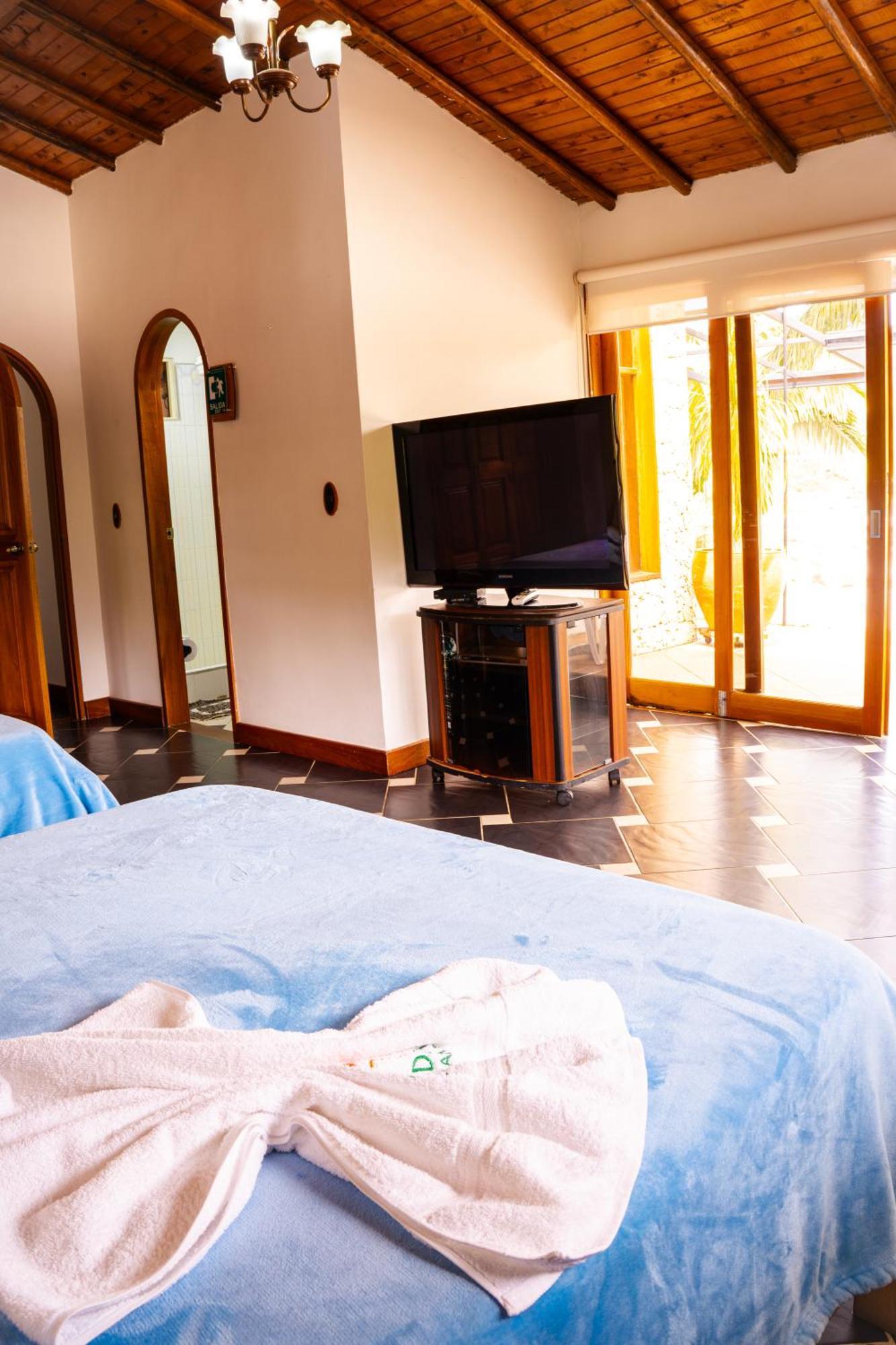 Hotel Casa Linda Guatapé Zewnętrze zdjęcie